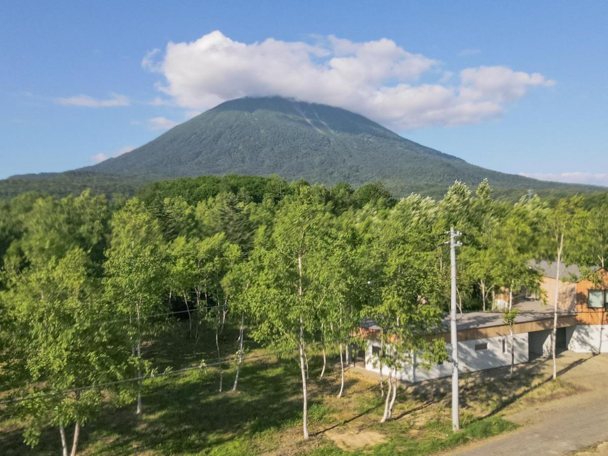 Coboushi ハナレ Guest House Niseko Exterior photo